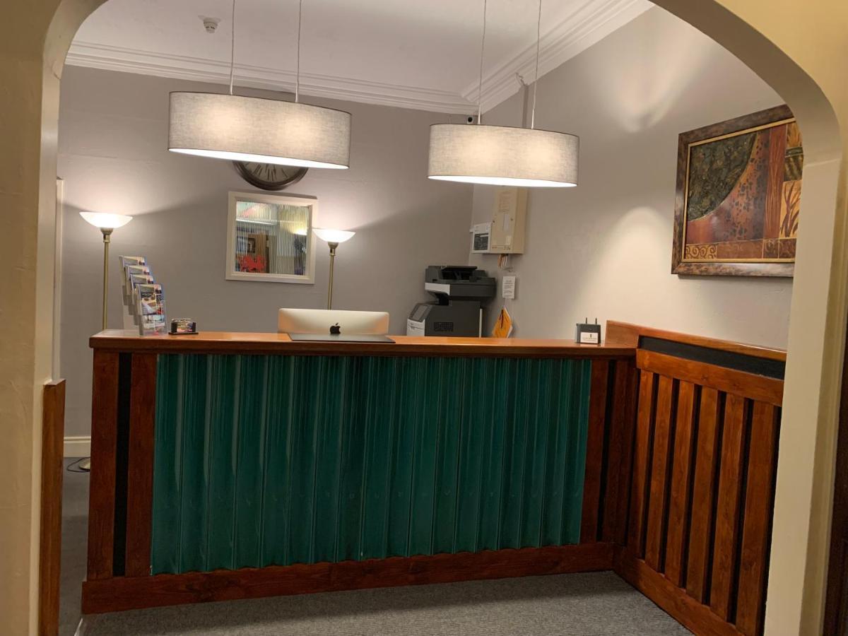 Royal Sportsman Hotel Porthmadog Dış mekan fotoğraf