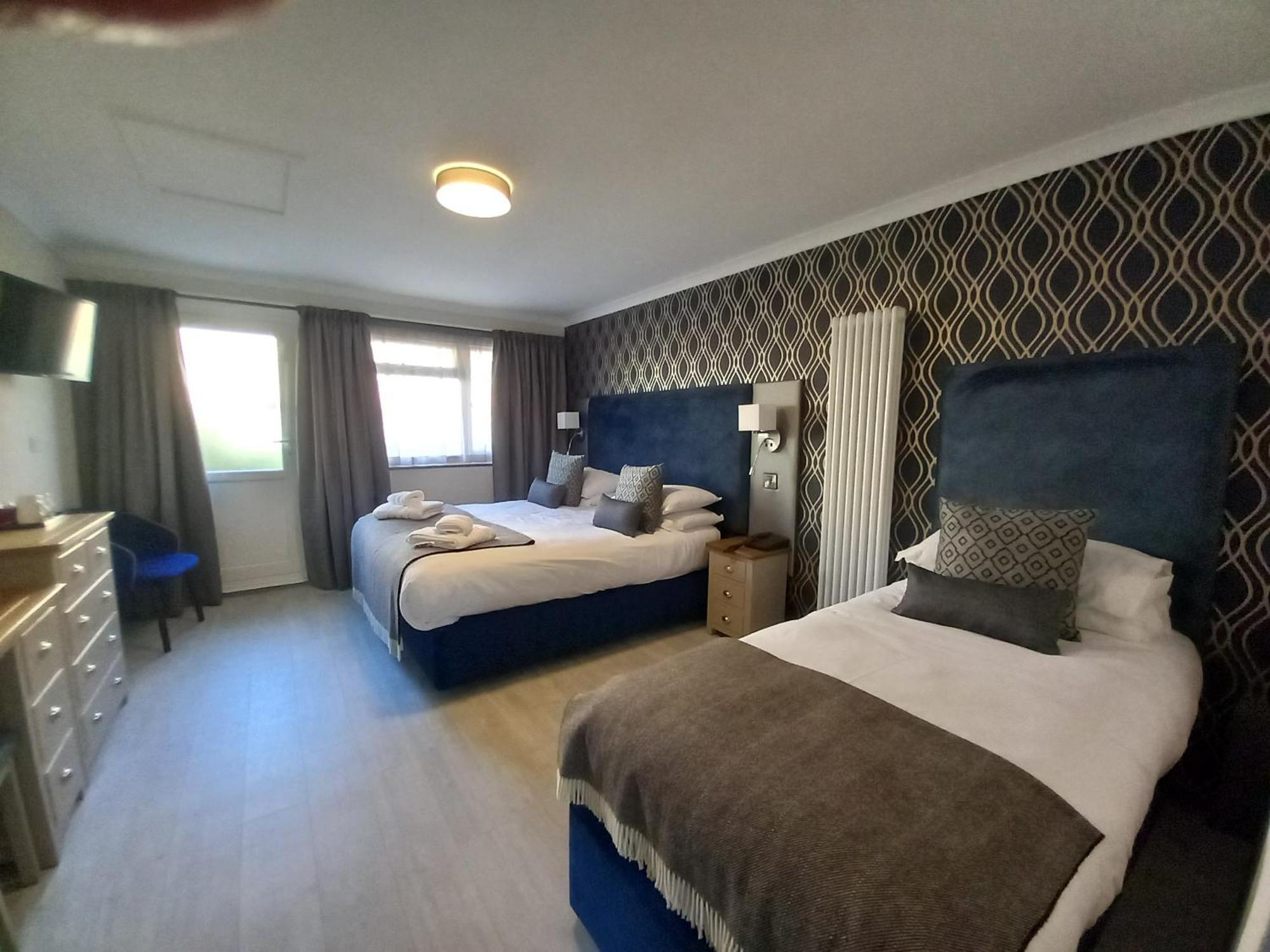 Royal Sportsman Hotel Porthmadog Dış mekan fotoğraf