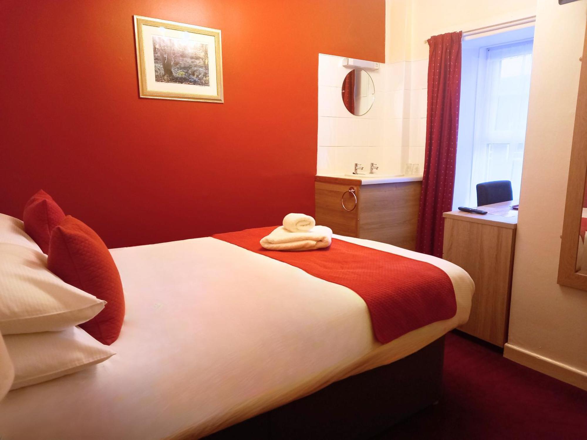 Royal Sportsman Hotel Porthmadog Dış mekan fotoğraf