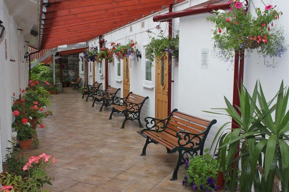 Royal Sportsman Hotel Porthmadog Dış mekan fotoğraf